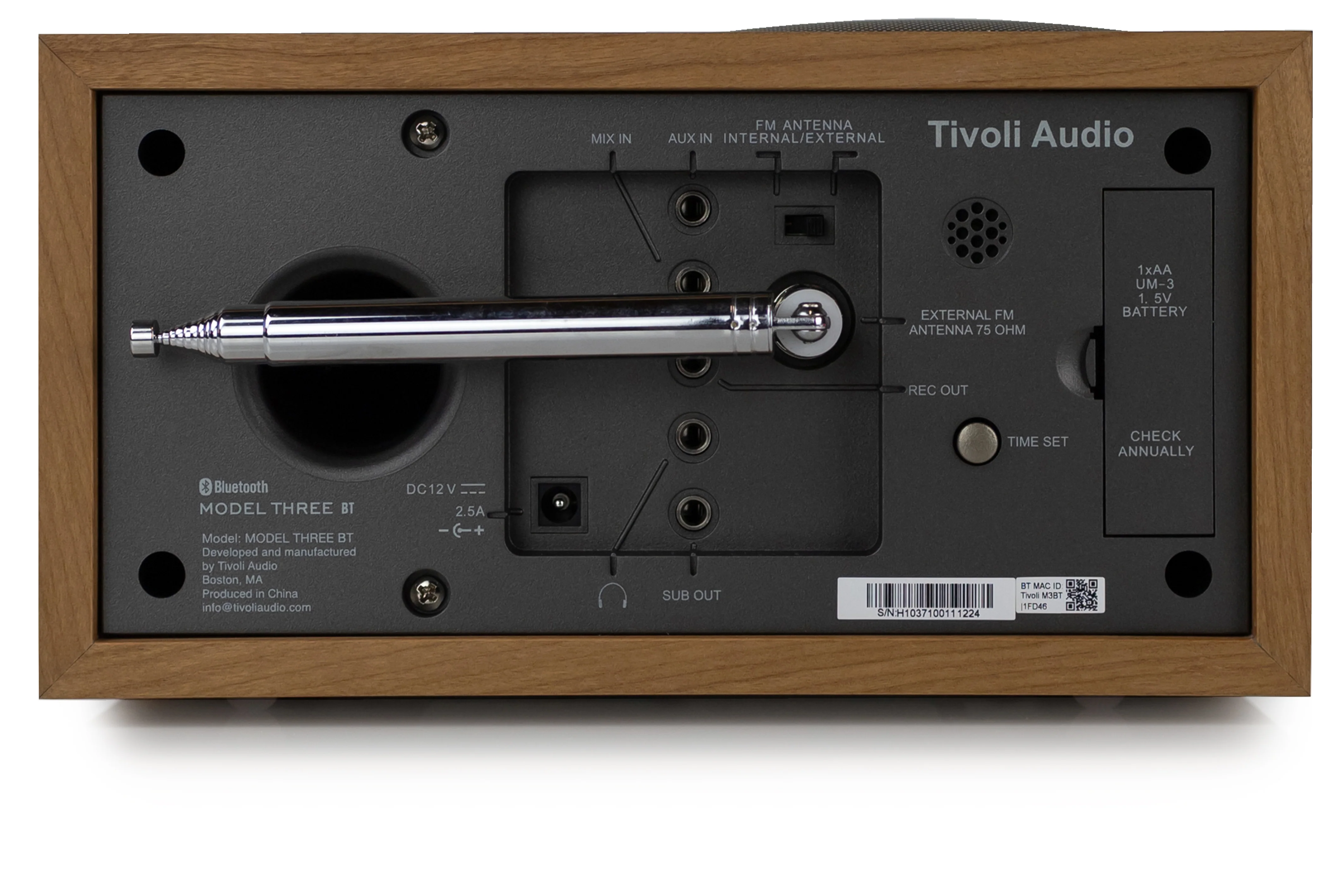 Model Three BT - Image 10